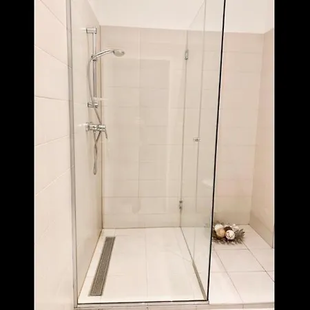 Vienna Prater Apartman *